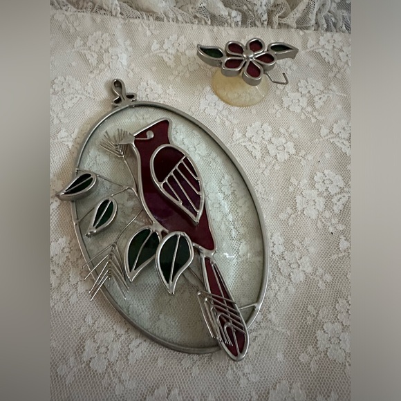 Vintage Cardinal Suncatcher - Picture 3 of 10
